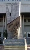 Mehmetçik Anıtı (1986) 400x200x850CM. Bronz ve Beton