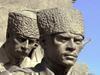 Atatürk ve Şehit Şerife Bacı Anıtı