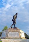 Büyük Taarruz Şehitliği Atatürk Anıtı (1993) 600x600x1000CM. Bronz
